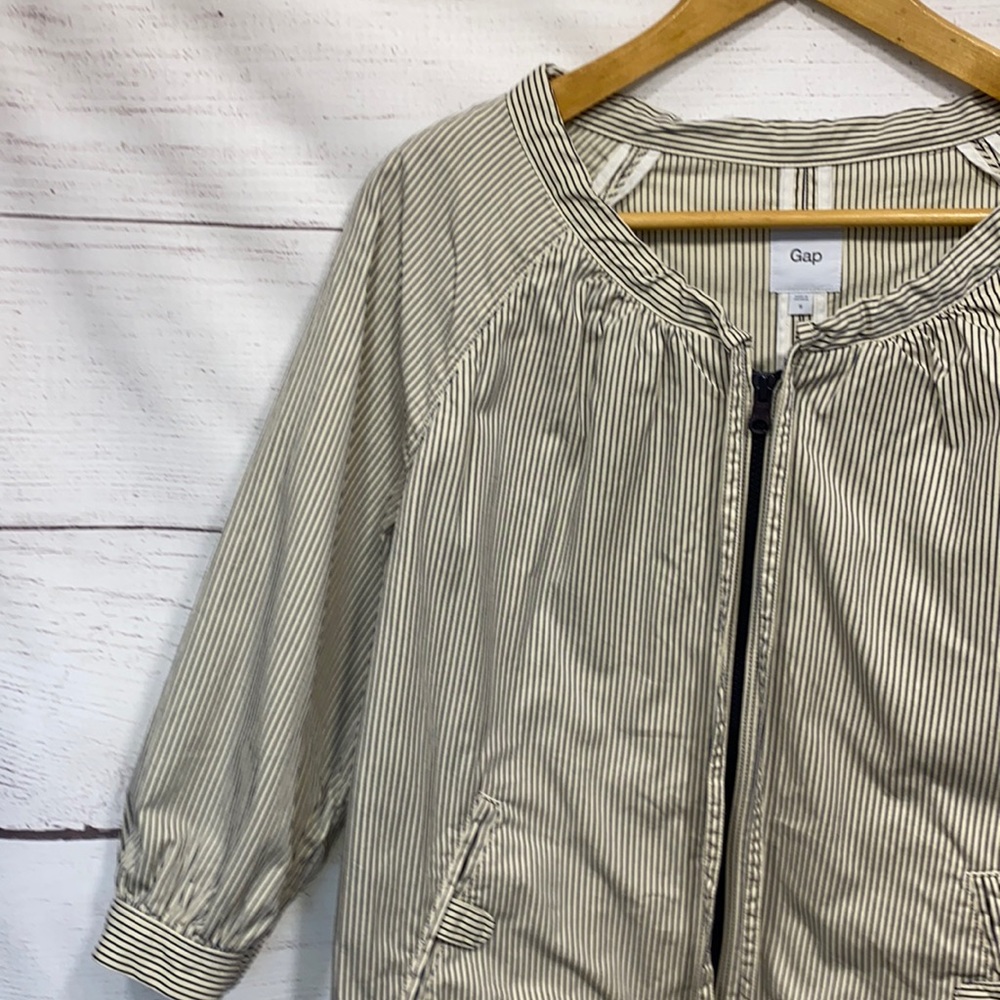 Beige Striped * Gap * Drawstring Neckline Jacket S - image 3
